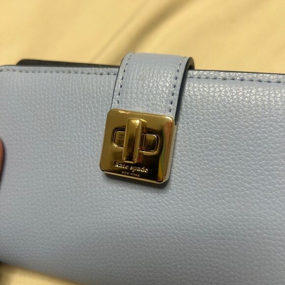 Brand New Kate Spade Wallet - Picture 4 of 7